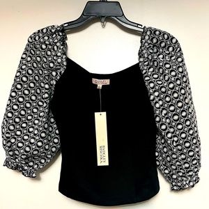 NEW Badgley Mischka silhouette off-shoulder balloon sleeve top black/white Sz:M